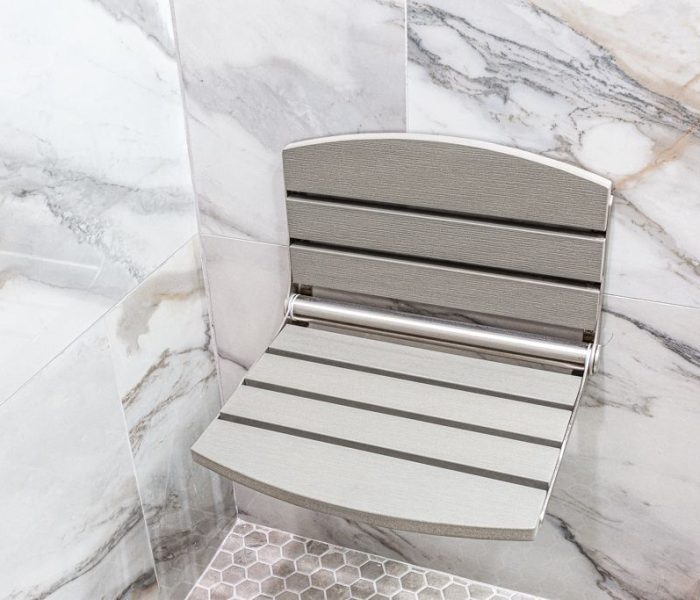 arranlakes-shower-seat-Dk1pR3w5